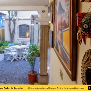 ** Inn De San Carlos La Calzada Guatemala