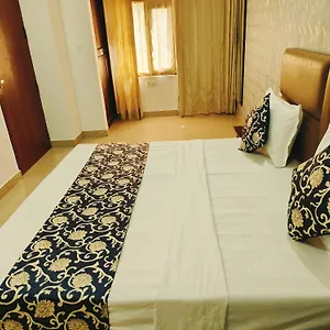 **** Hotel Airport Delhi India